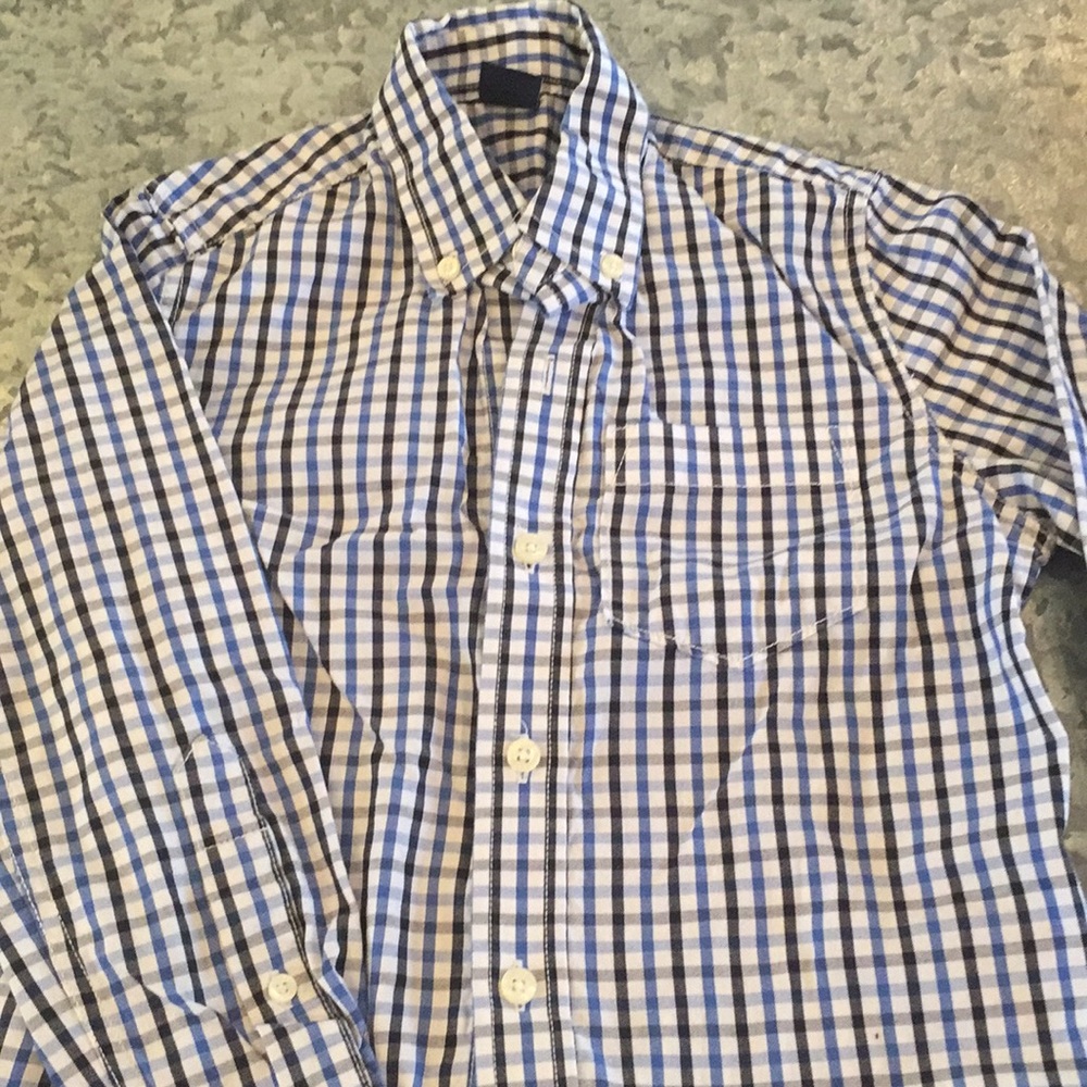 Gap boys blue+white button down shirt. Like new!